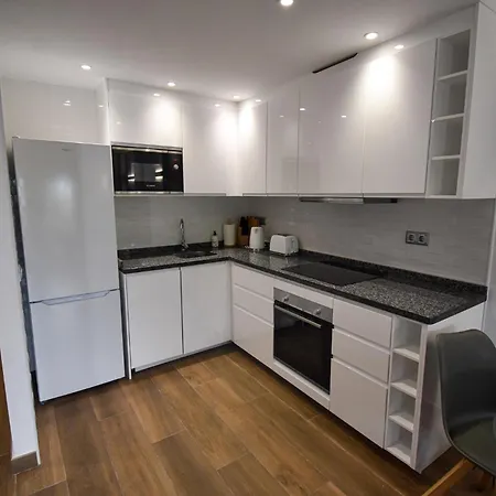 Apartment Urb Pueblo Del Parque, Luxury 2 Bedroom Apartment. Fantastic Location.