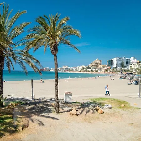 Apartment Urb Pueblo Del Parque, Luxury 2 Bedroom Apartment. Fantastic Location. Benalmadena