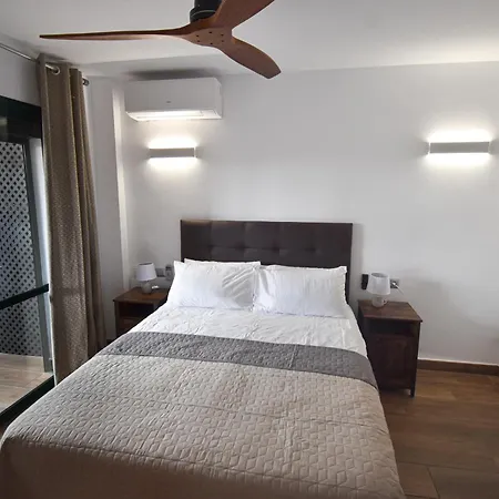 Apartment Urb Pueblo Del Parque, Luxury 2 Bedroom Apartment. Fantastic Location. Benalmadena