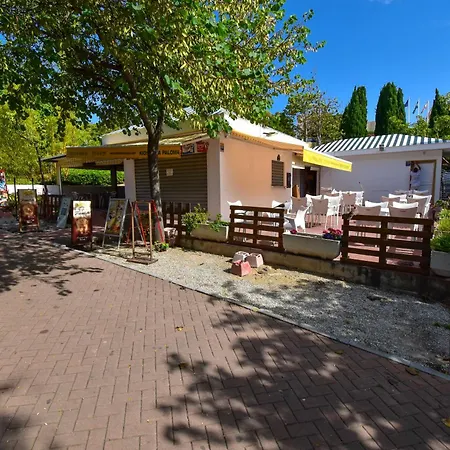 Urb Pueblo Del Parque, Luxury 2 Bedroom Apartment. Fantastic Location. Benalmadena