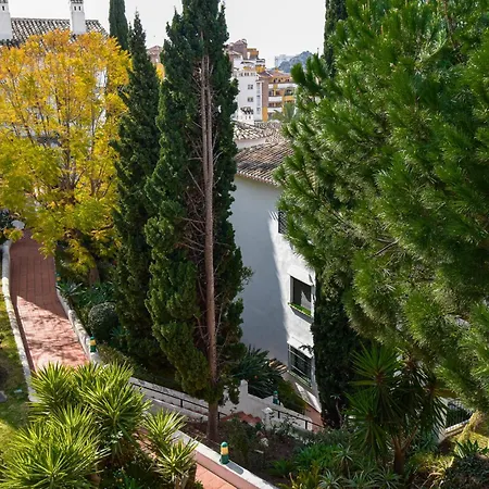 Urb Pueblo Del Parque, Luxury 2 Bedroom Apartment. Fantastic Location. Benalmadena