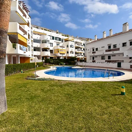 Apartamento Urb Pueblo Del Parque, Luxury 2 Bedroom Apartment. Fantastic Location. Benalmádena